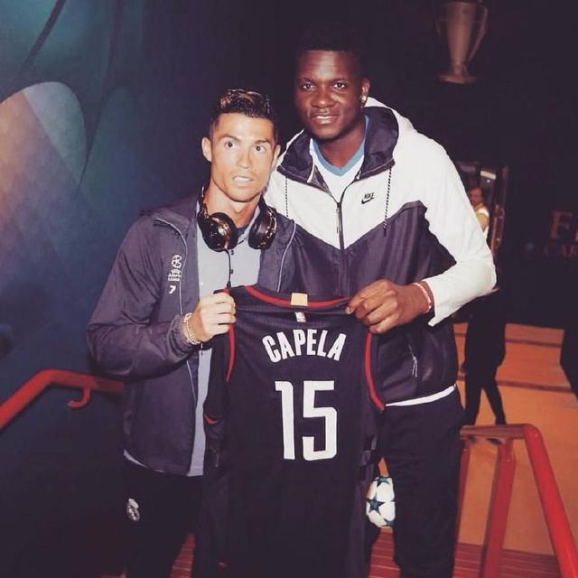 英超战报：巴恩斯双响，迪亚斯破门难救主，纽卡2-1曼城（英超快讯：巴恩斯梅开二度，迪亚斯建功难改败局，纽卡2-1力克曼城）