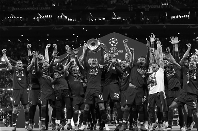 经纪人：国米态度很明确，赛季末再决定德弗赖和阿切尔比未来（经纪人：国米态度明确，德弗赖与阿切尔比去留将待赛季结束后定夺）