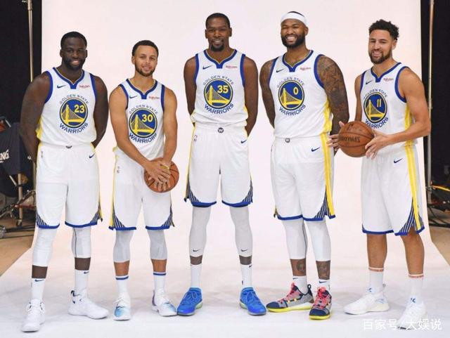 詹姆斯17投4中，纪录被终结，险成输球罪人，最后一传将功补过（17投仅4中，詹姆斯手感低迷，纪录终止险成罪人，末秒一传救主）