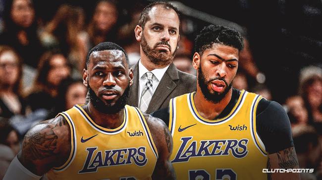 开拓者半场使用10人轮换，除伤员和杨瀚森之外所有人均登场（开拓者半场采用10人轮换，除伤员及杨瀚森外全员出战）