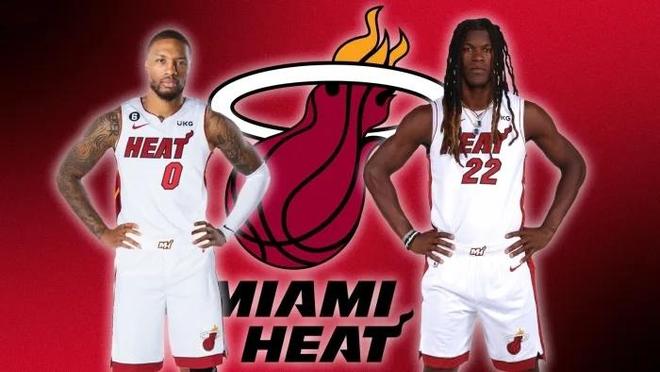 萨里：建议把VAR设备放的离替补席远一点，裁判需要冷静判断（萨里：应将VAR设备远离替补席，便于裁判冷静判罚）