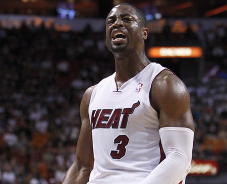 足球世界杯亚洲区预选赛关键球员表现突出（世界杯亚洲区预选赛核心球员闪耀赛场）