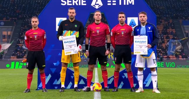 给字母都不换！场均13分成马刺非卖品，小哈登未来或挤走福克斯（马刺场均13分小将成非卖品，哪怕用字母哥交换也不动，小哈登未来或顶走福克斯）