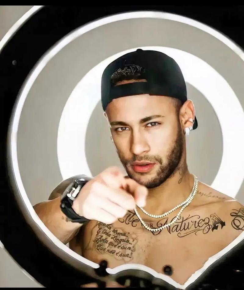 日职半场：图里奥抽射破门，京都不死鸟1-0神户胜利船（J1半场：图里奥抽射建功，京都不死鸟1-0领先神户胜利船）