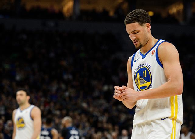 鲍威尔谈输球：背靠背不是借口 我们还有一些小细节需要打磨（鲍威尔谈失利：背靠背不能当借口，我们在细节上仍需打磨）