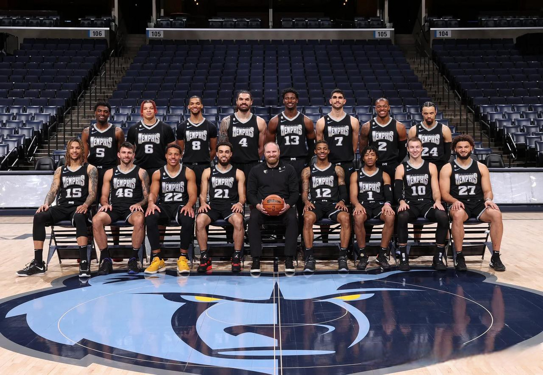 伯恩茅斯VS切尔西：黑马风暴对决蓝军豪门，活力球场生死博弈（伯恩茅斯对阵切尔西：黑马冲击蓝军豪门，活力球场上演生死之战）