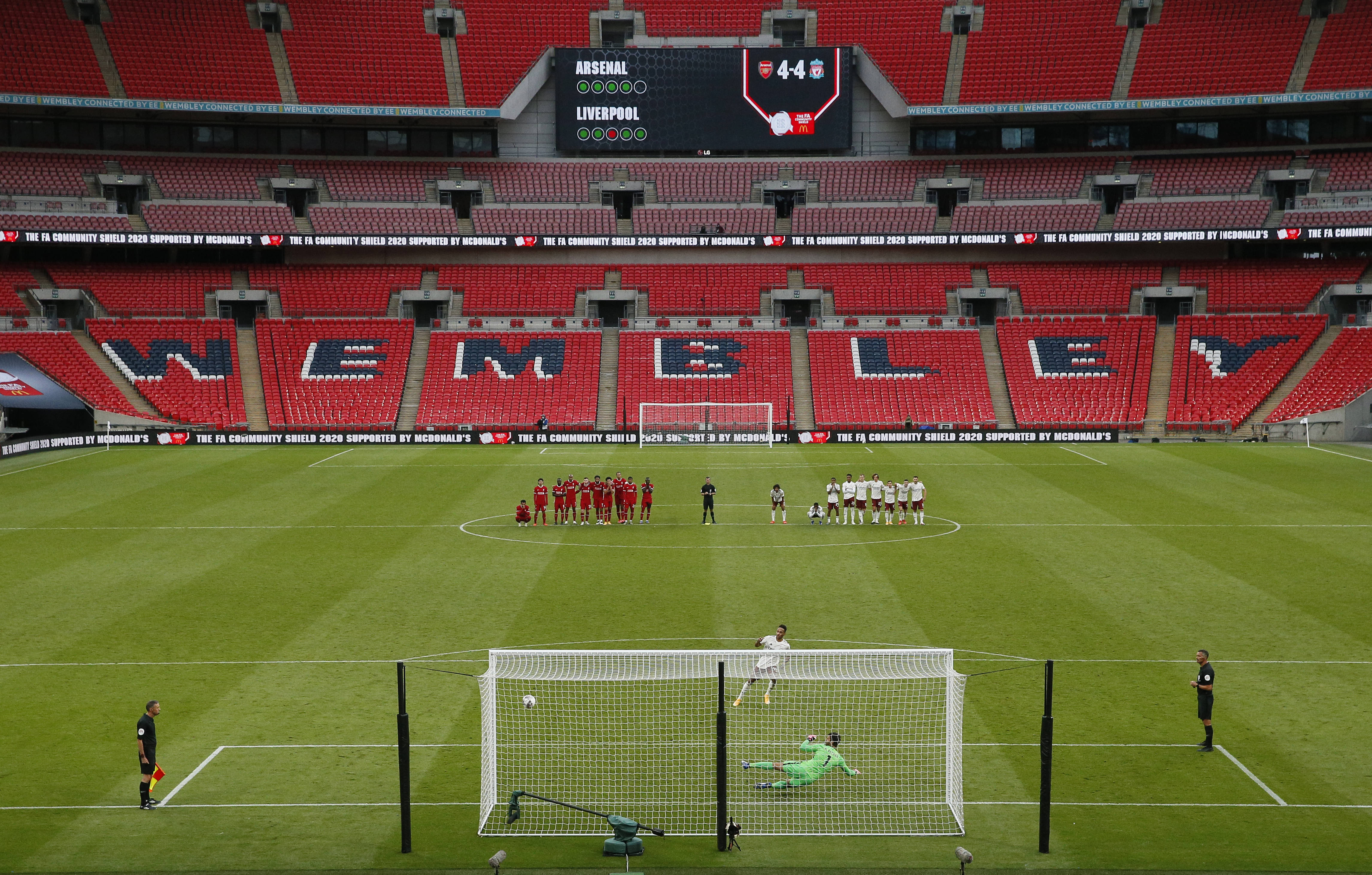 单局0-7到13-11！林诗栋、蒯曼很努力！国乒混双2-1领先德国组合（从0-7追到13-11！林诗栋／蒯曼拼劲十足，国乒混双2-1领先德国组合）