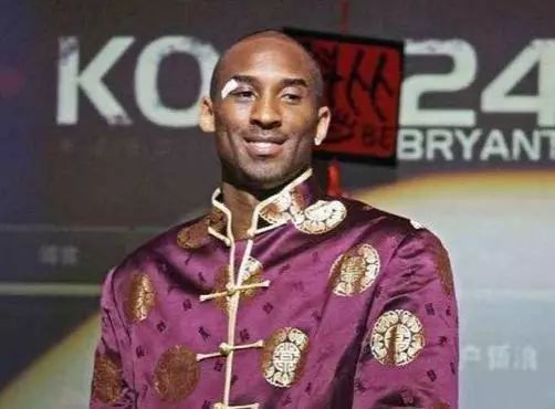 NBA球员数据统计：助攻、得分、篮板排行,（NBA球员数据榜单：得分、助攻与篮板排名）